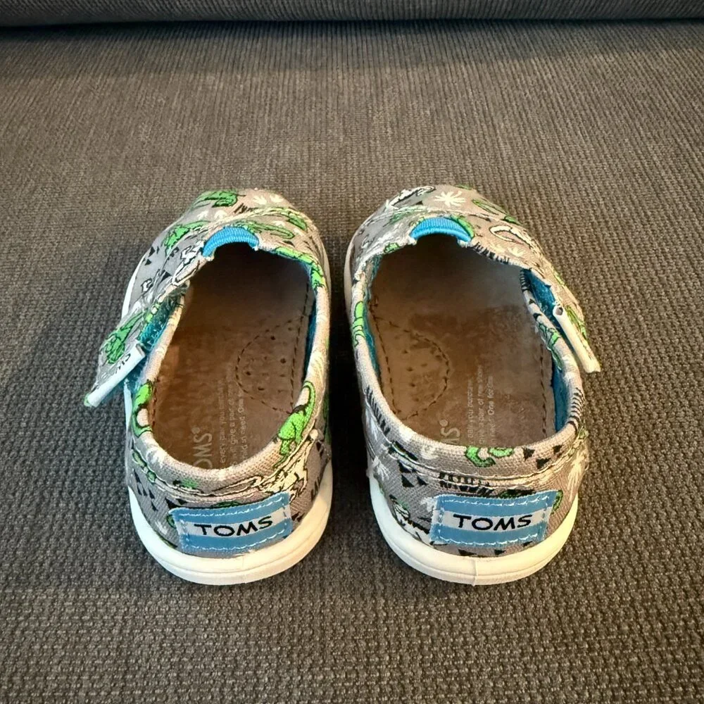 TOMS Kids Grey Canvas Shoes with Green Dinosaur Print